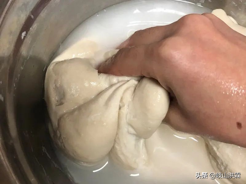 外卖员遇关门杀，外卖小哥开门杀