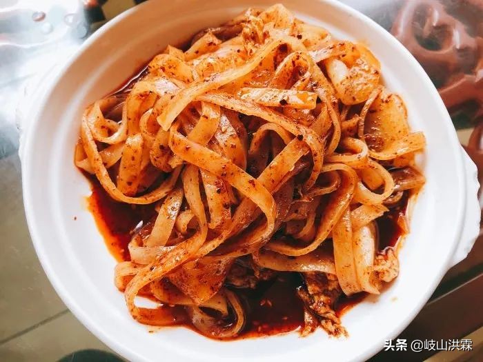 外卖员遇关门杀，外卖小哥开门杀