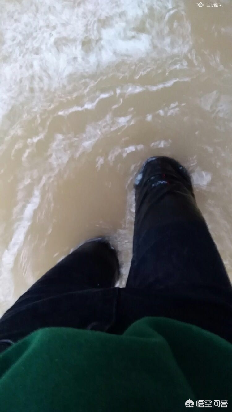 特大暴雨袭击湖北，特大暴雨突袭湖北