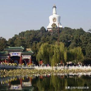 北京大雨行车如划船，北京大雨汽车被淹