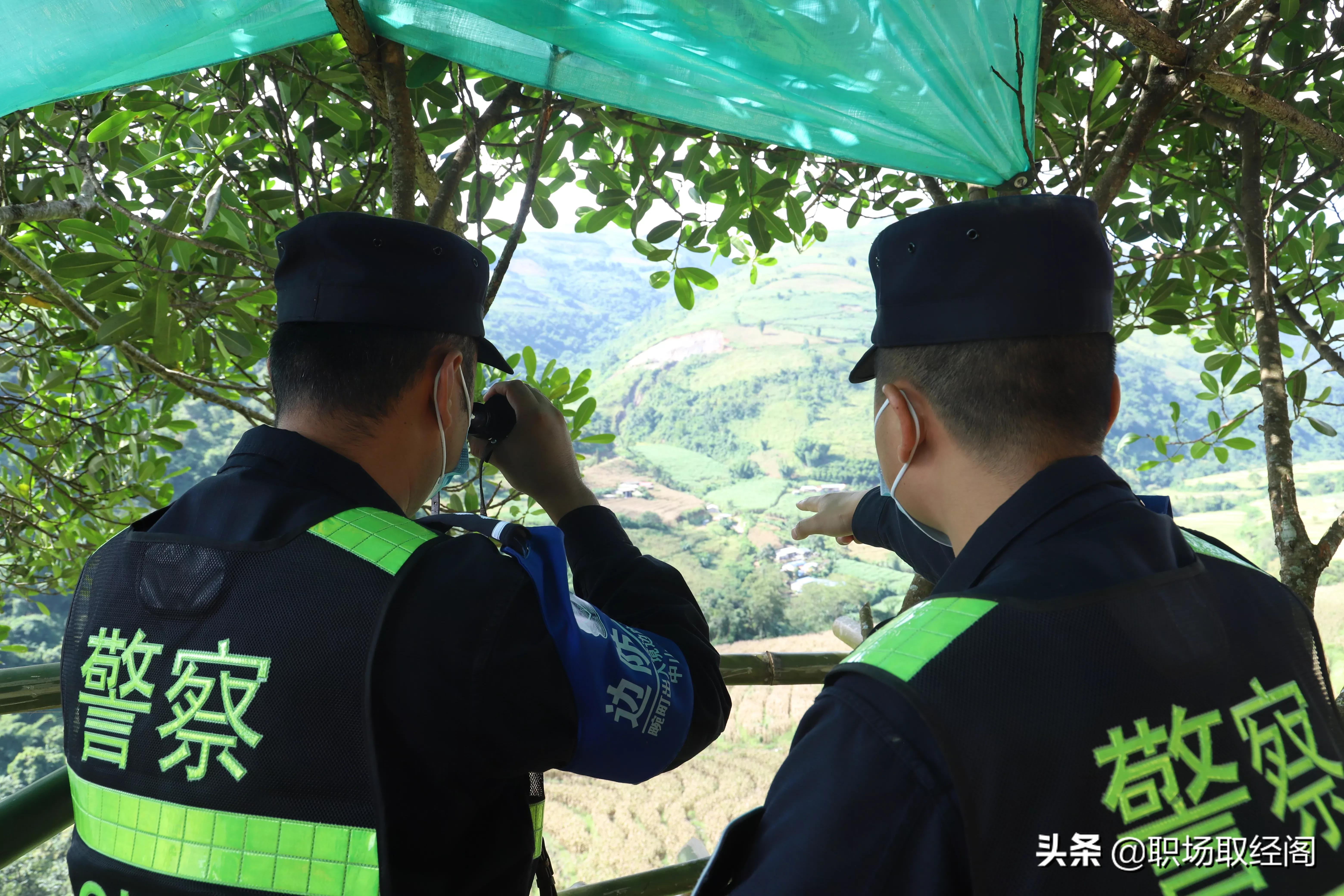 取390万柜员报警，柜台取30万