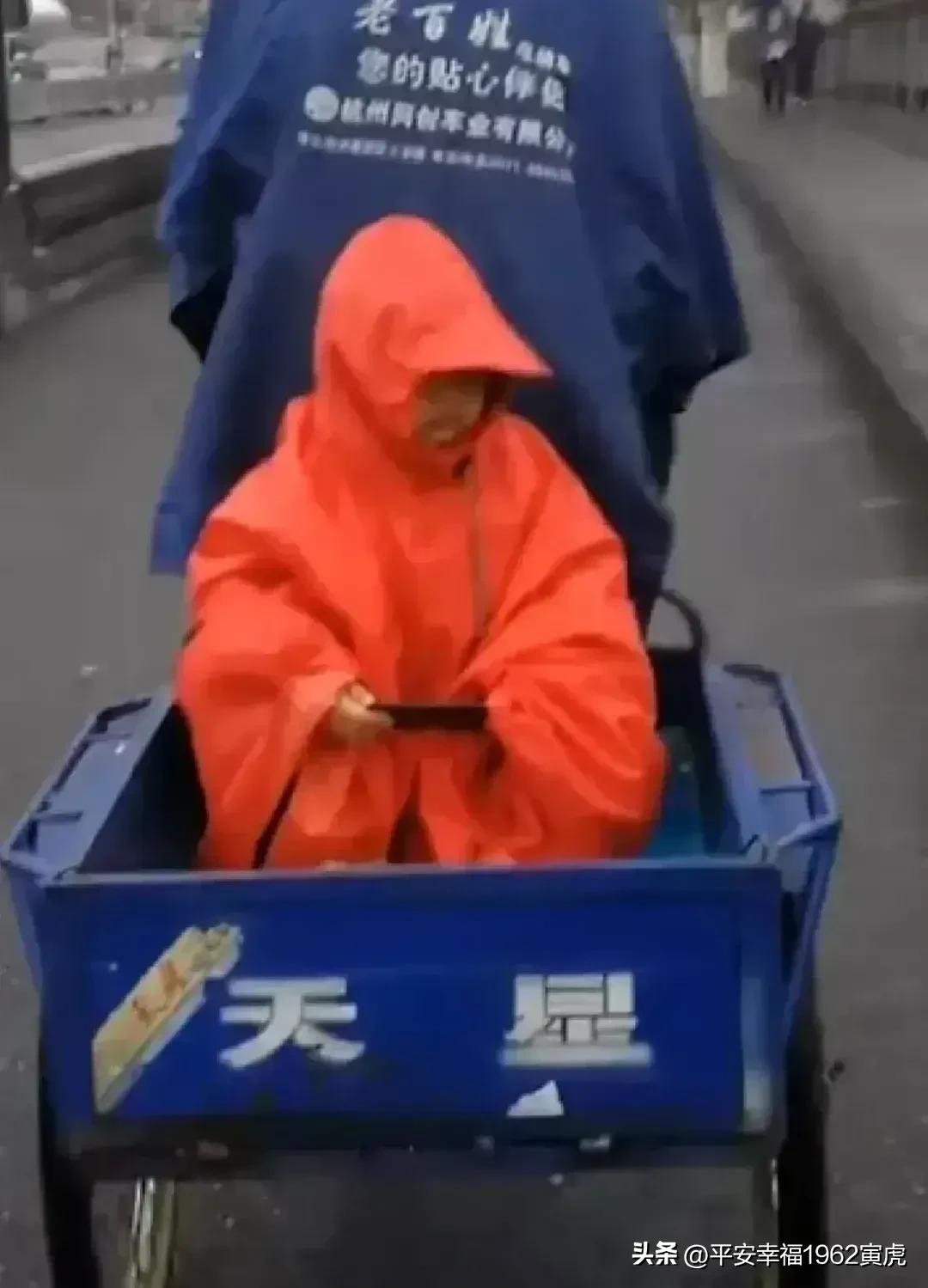 老头乐排队上高速，老头乐能上高速吗