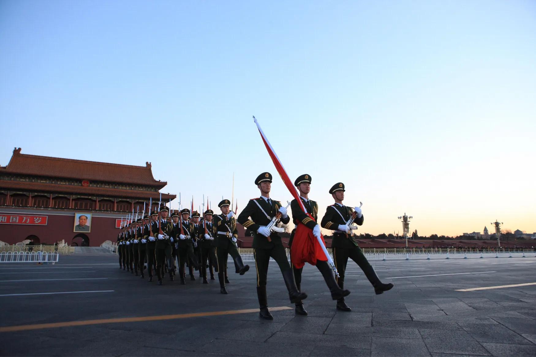 北京大街小巷挂国旗，北京大街小巷挂国旗图片