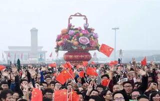 北京大街小巷挂国旗，北京大街小巷挂国旗图片