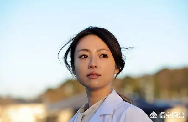 韩女子在日本遭割喉，日本女子持刀砍伤中国游客