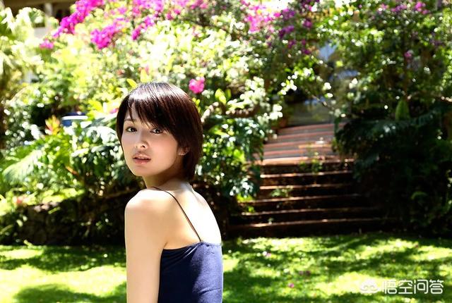 韩女子在日本遭割喉，日本女子持刀砍伤中国游客