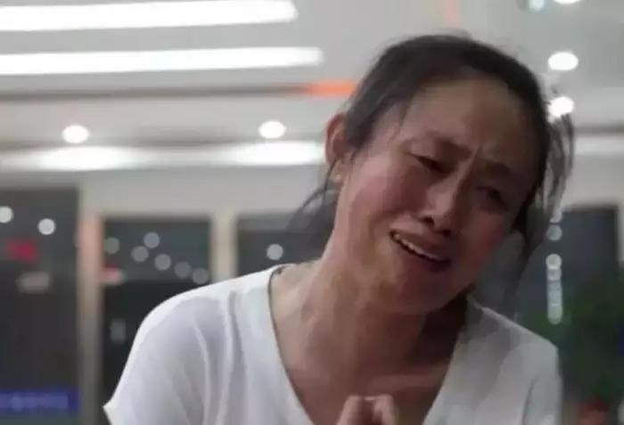 江歌妈妈胜诉获赔，江歌妈妈谈网友留言 听哭众人