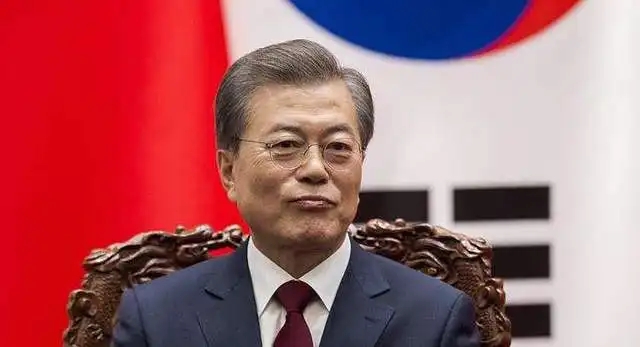 和女友内幕交易被拘，
