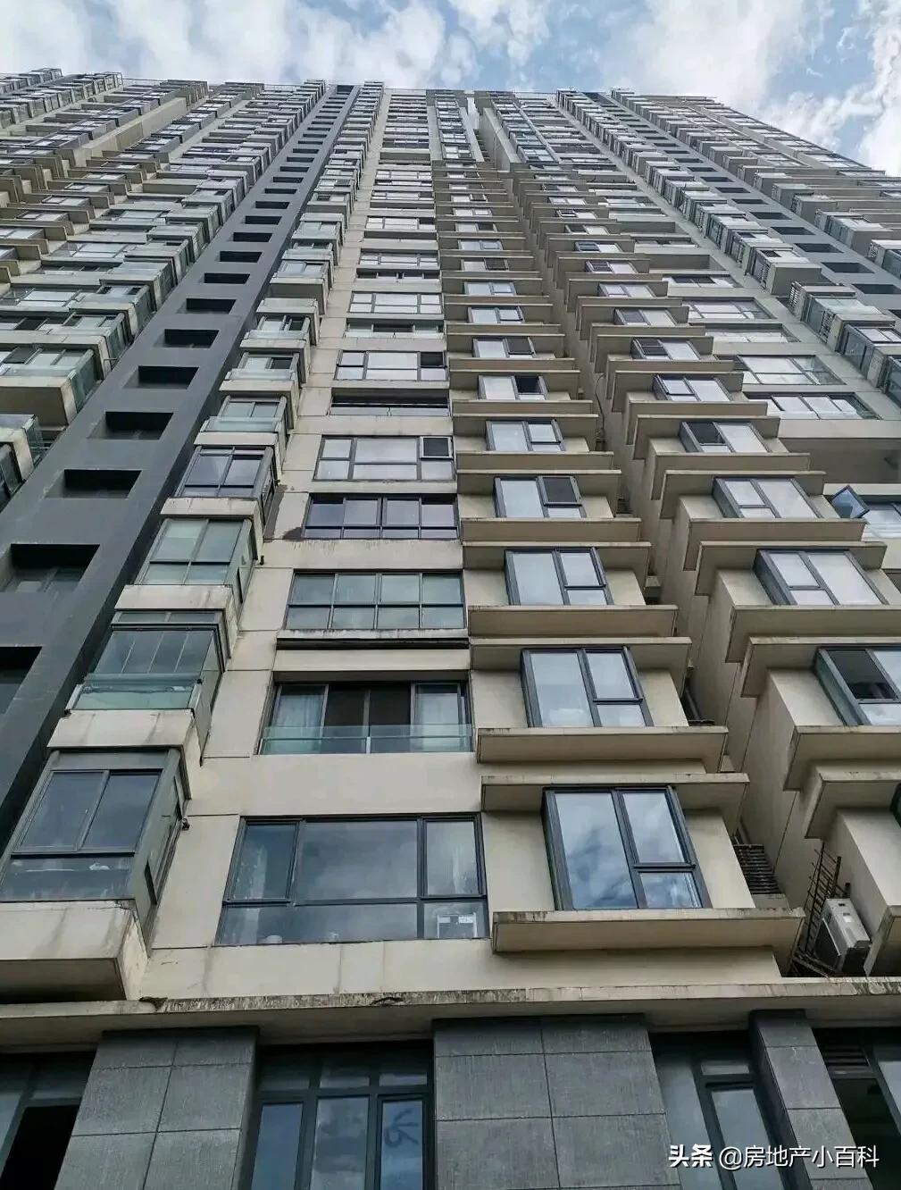 男子房产判给堂嫂，男子房产判给堂嫂怎么办