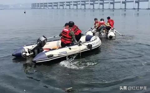 夫妇遇求助开门被杀，一对夫妇在家中遇害