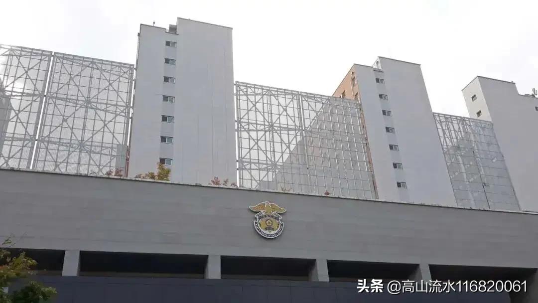朴槿惠与李明博再会，朴槿惠与李明博再会是哪一集