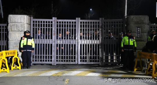 朴槿惠与李明博再会，朴槿惠与李明博再会是哪一集
