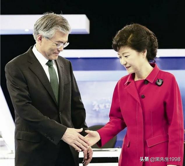 朴槿惠与李明博再会，朴槿惠与李明博再会是哪一集