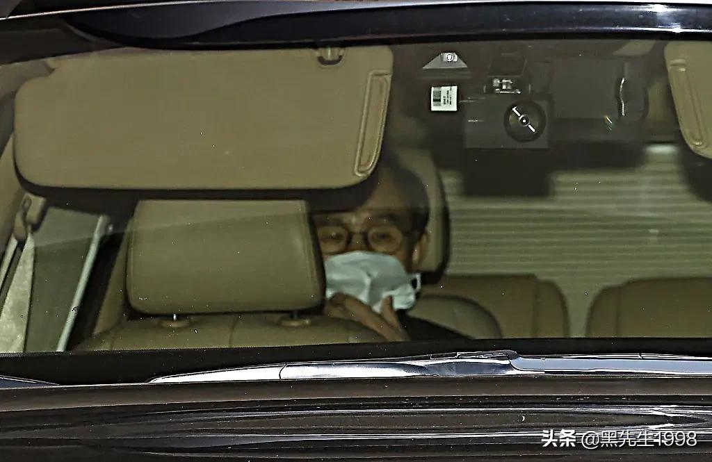 朴槿惠与李明博再会，朴槿惠与李明博再会是哪一集
