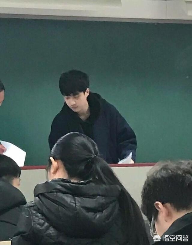 90后美女副教授走红，90后美女副教授走红 北航回应