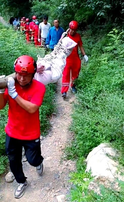 1人在太行山悬崖遇难，太行山坠崖