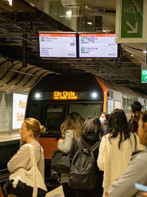 北京飞悉尼票价-43，北京飞悉尼票价是多少