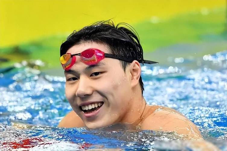 覃海洋回应犯规，覃海洋 哪里人