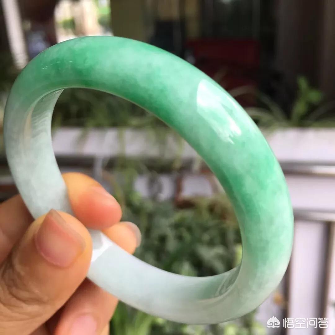 试戴手镯顾客赔100,试戴手镯顾客赔100块钱 试戴手镯顾客赔100,试戴手镯顾客赔100块钱