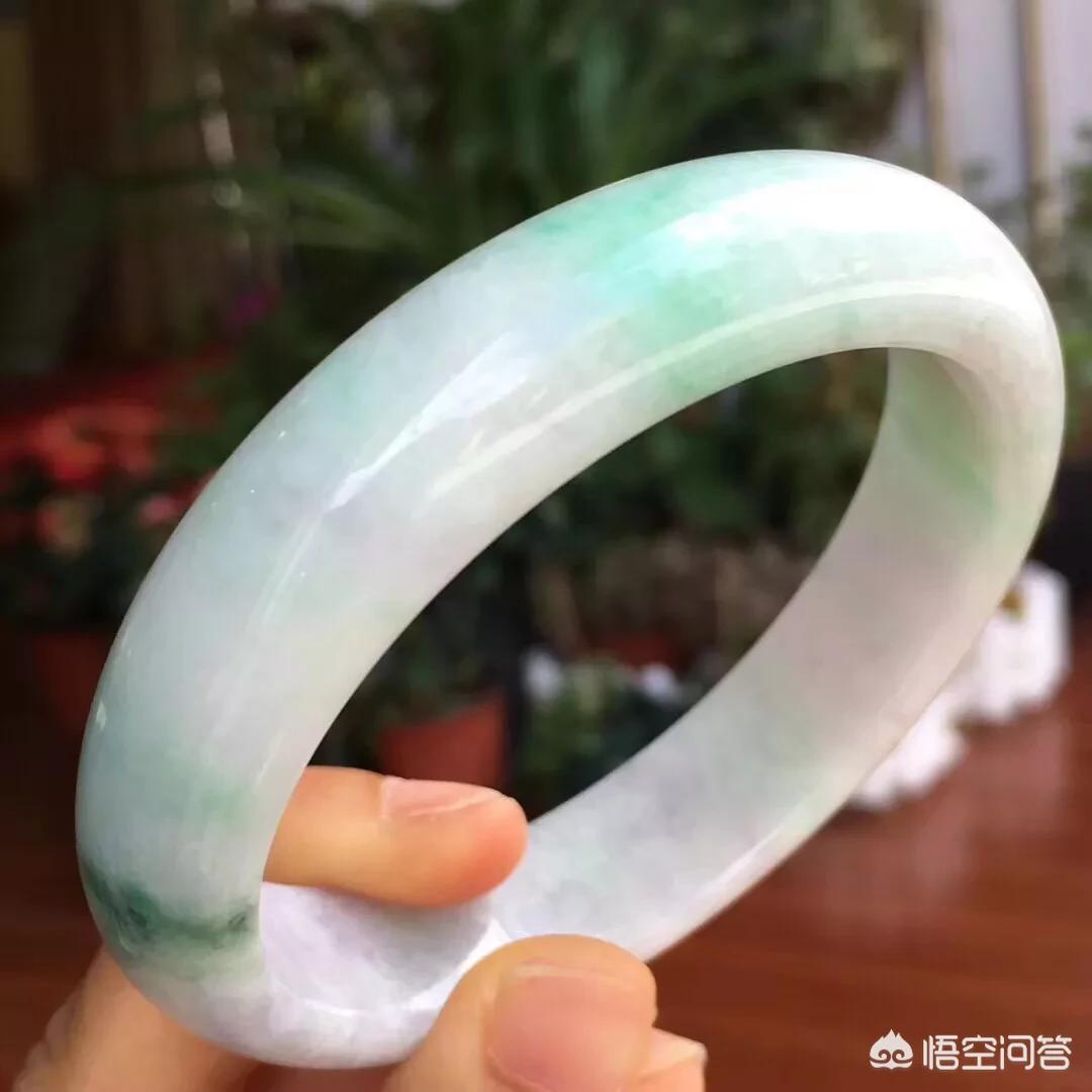 试戴手镯顾客赔100,试戴手镯顾客赔100块钱 试戴手镯顾客赔100,试戴手镯顾客赔100块钱