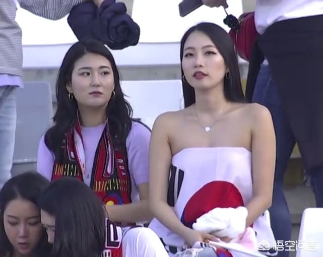 男足海报引巨大争议，中国男足海报