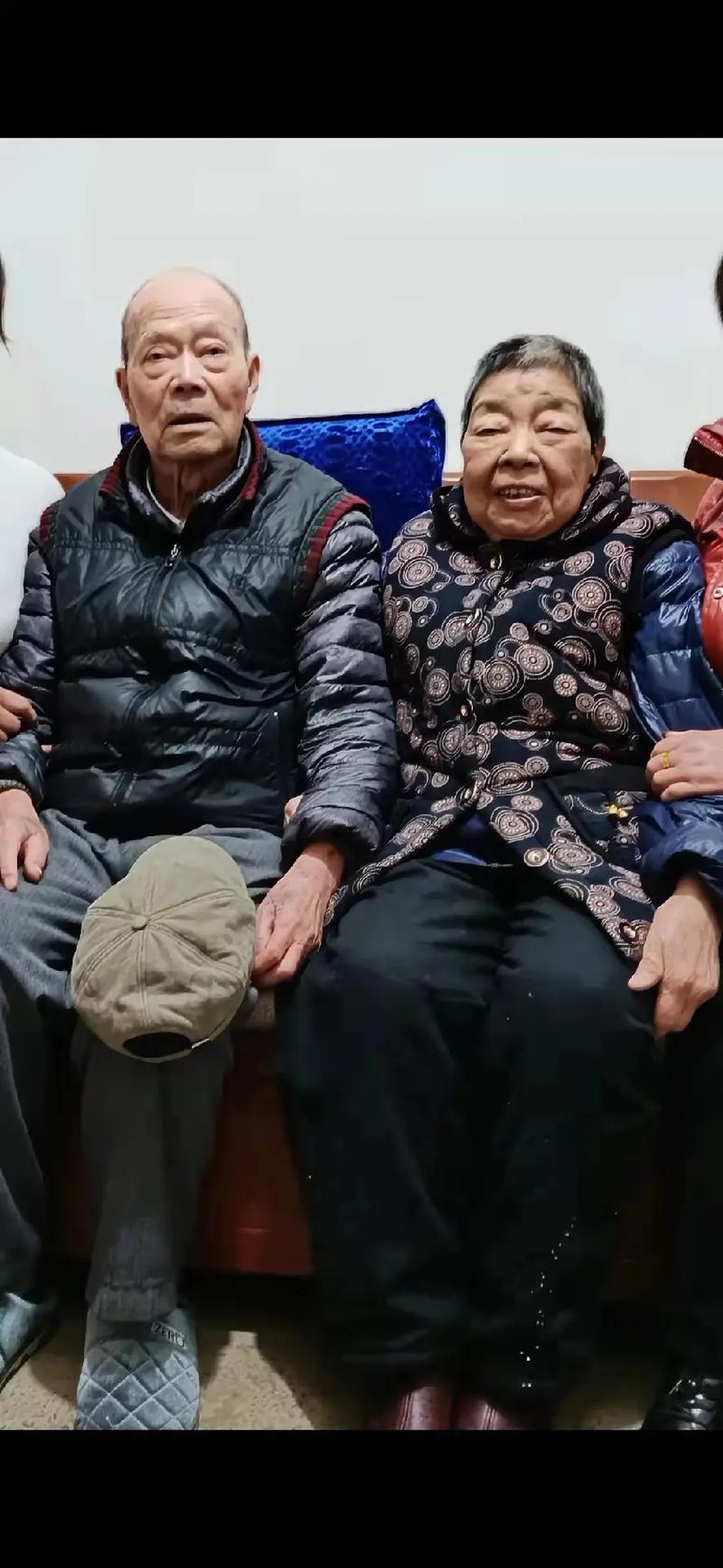 手机落新疆3年被送回，手机落新疆3年被送回家怎么办