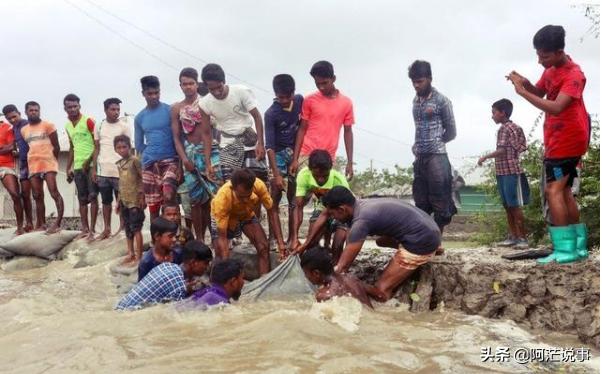 20所学校遭袭击威胁,德国约20所学校遭袭击威胁 20所学校遭袭击威胁,德国约20所学校遭袭击威胁
