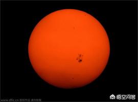 太阳脸上长雀斑,太阳脸上长雀斑:个头不小 太阳脸上长雀斑,太阳脸上长雀斑:个头不小