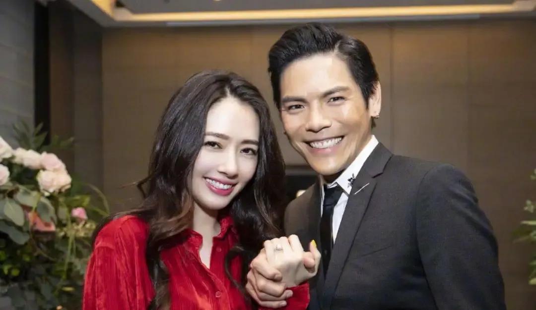 郭碧婷谈与向佐分居，郭碧婷谈与向佐分居的事情