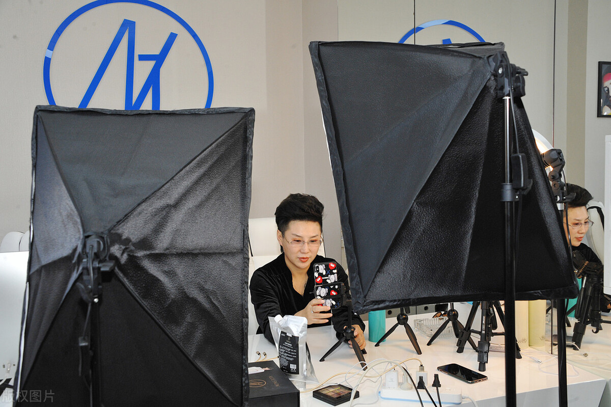 逃税网红直播被取消,逃税网红直播被取消了吗 逃税网红直播被取消,逃税网红直播被取消了吗