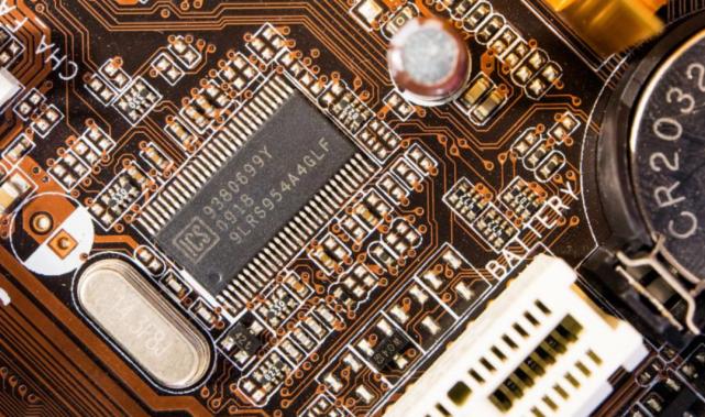 首款2nm手机芯片，首款2nm手机芯片是什么