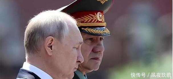 普京隐藏身份自驾，普京身后隐形人