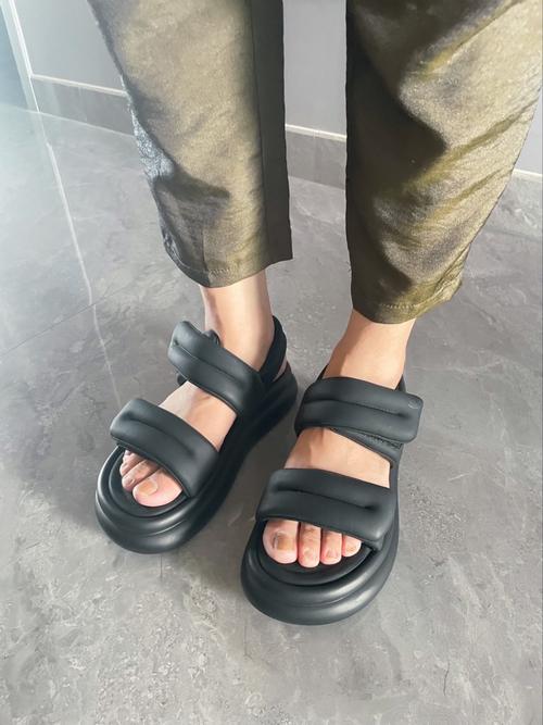 人脚一双100码大鞋，黑河早市人脚一双100码大鞋