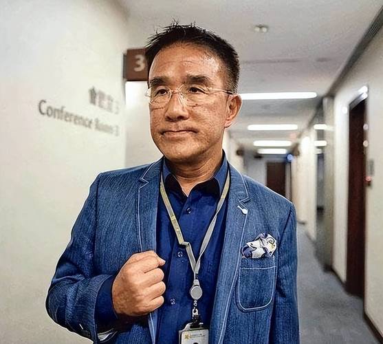 98%亿万富豪白手起家，亿万富翁白手起家90天