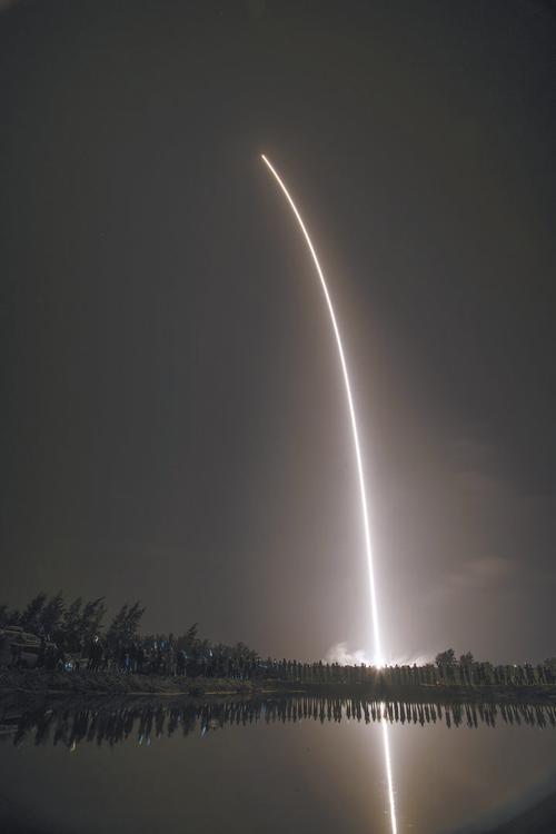 韩国火箭升空后起火，韩国火箭起飞视频