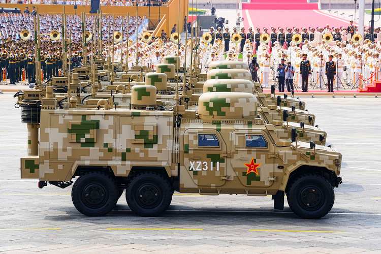 日向多国提供武器，中国向日本提供物资