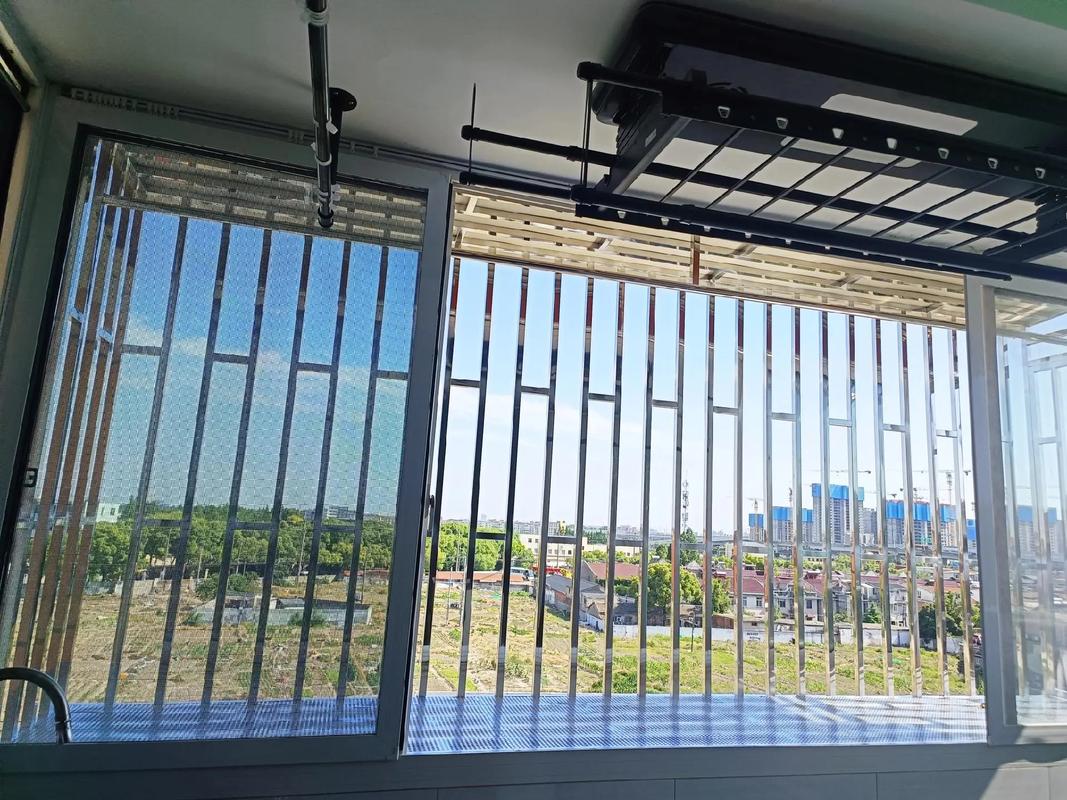 宿舍窗户全设防盗网，宿舍窗户全设防盗网好吗