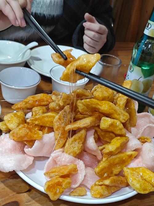 餐厅跨年夜排3千桌，餐厅跨年夜排3千桌怎么排