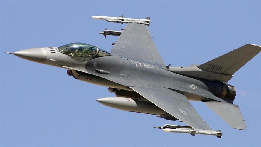 台150架F-16摔11架，台四架f-16