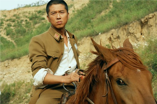 女星儿子在餐厅打工，女星儿子在餐厅打工视频