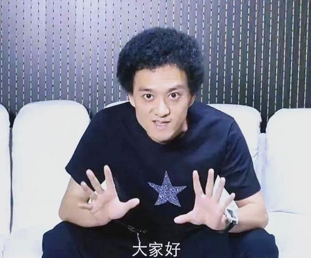 薛之谦祭拜赵英俊，薛之谦祭拜赵英俊视频