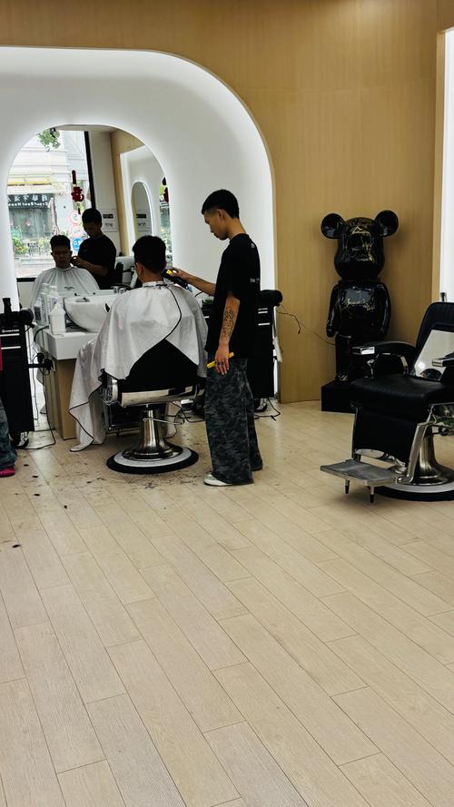 杭州东免费理发拍照，杭州东免费理发拍照地点